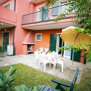 Villaggio Michelangelo , Bibione Italien